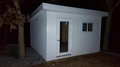 20151124 215009-lean-to
