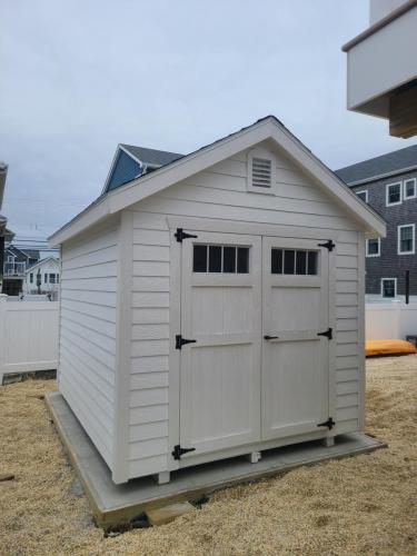 JSSB-8x10-garden-lap-sided-transom-doors.-white-black-roof-1