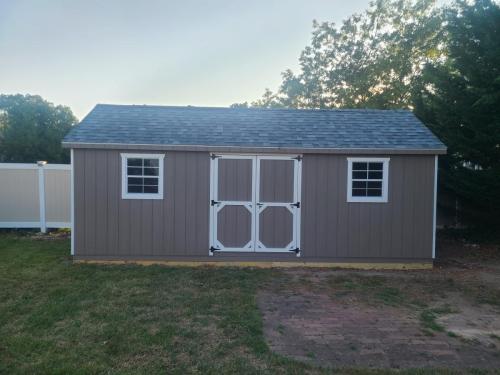 LISB-10x22-cape-boothill-grey-slatestone-roof-2